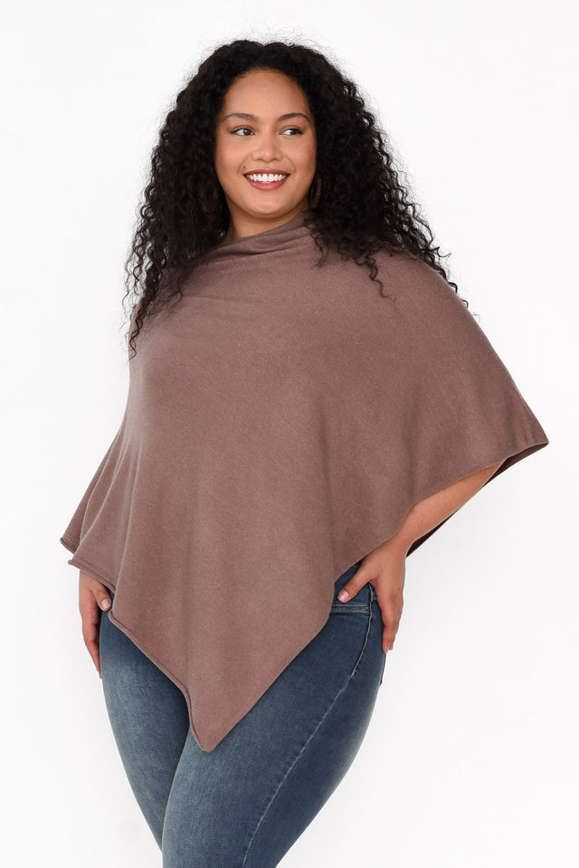 plus-size,plus-size-winter-clothing,plus-size-outerwear,plus-size-ponchos