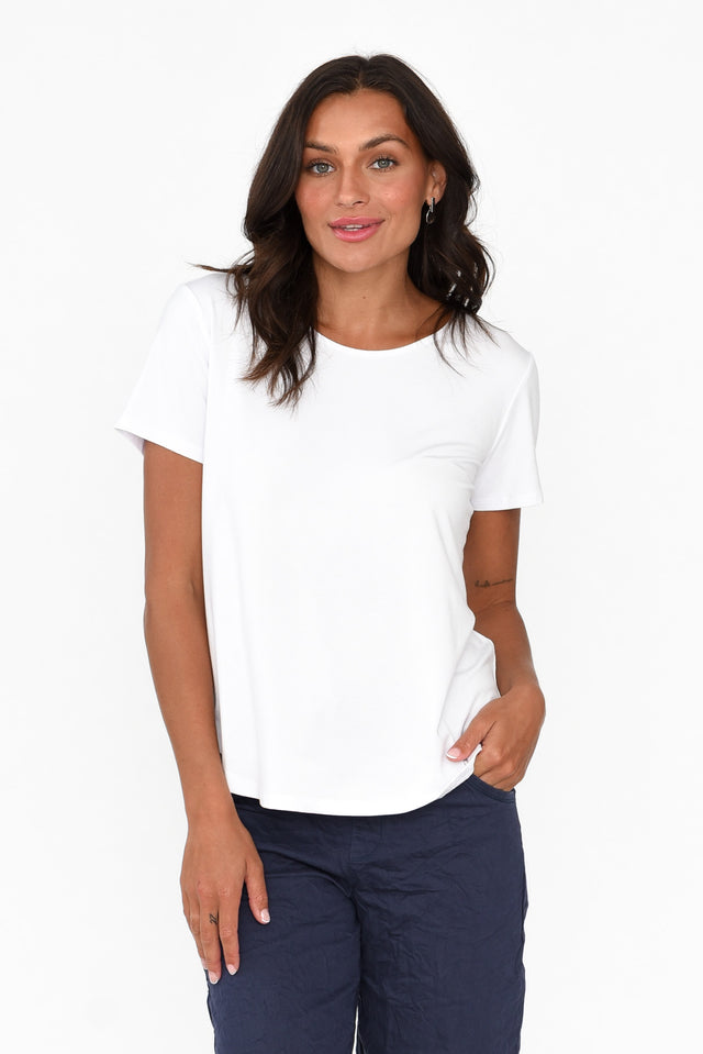 Janis White Bamboo Tee neckline_Round 