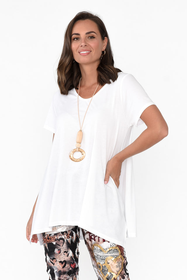 Marcy White Drape Cotton Top neckline_V Neck 