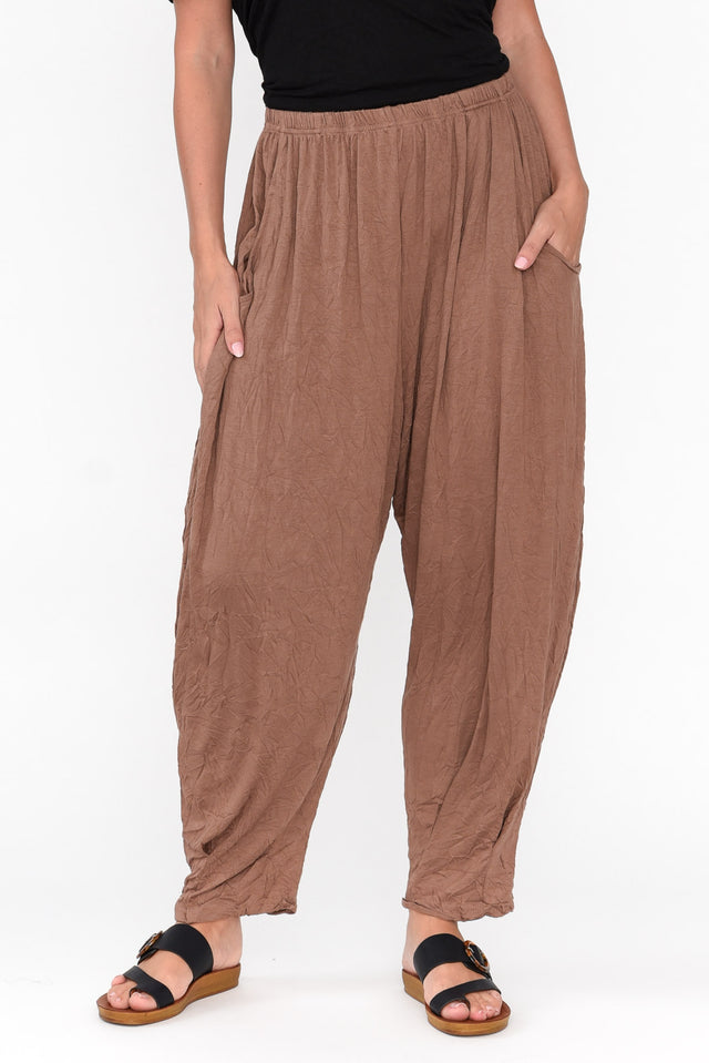 Rylee Brown Crinkle Cotton Pants