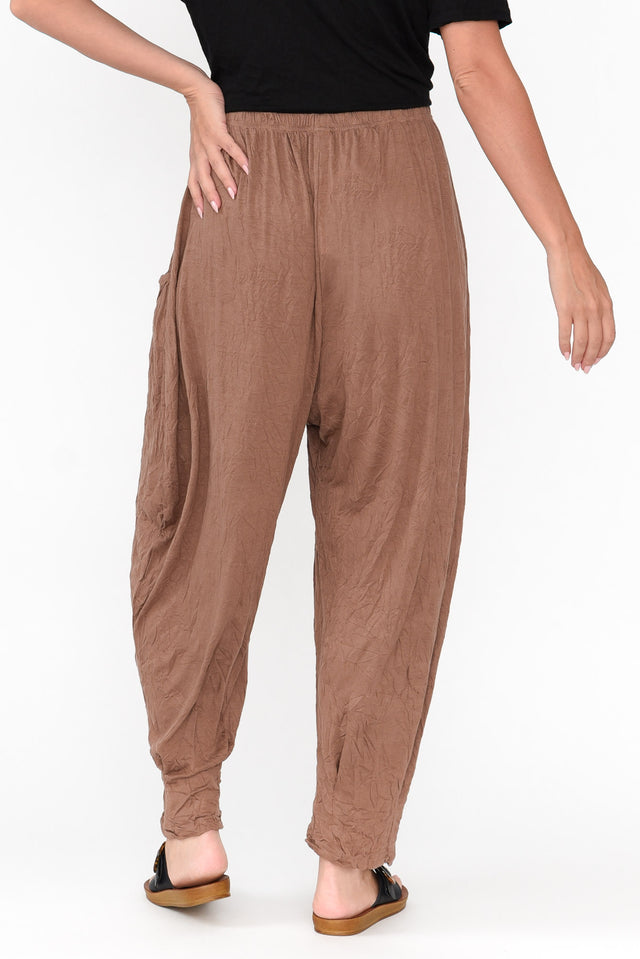 Rylee Brown Crinkle Cotton Pants